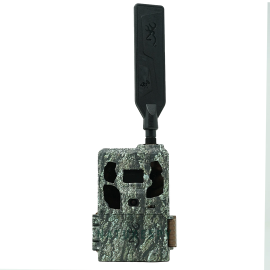 Browning Defender Pro Scout Max Solar front image
