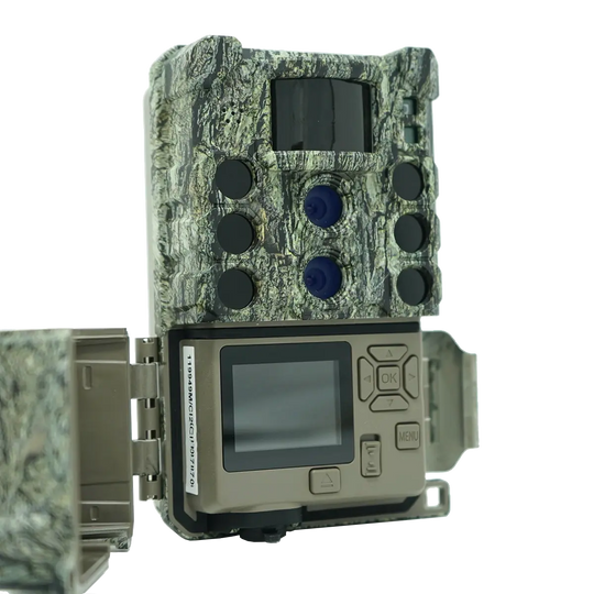 Bushnell Core DS-4K No Glow wildlife camera trap 119987 viewing screen