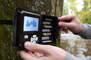 Setting up a NatureSpy Ursus trail camera in the field